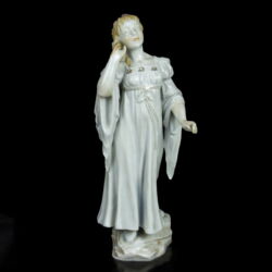Kép 1/4 - Herendi porcelán Ophelia figurája