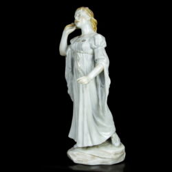 Kép 2/4 - Herendi porcelán Ophelia figurája