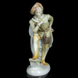 Picture 3/6 -Herend porcelain Cyrano de Bergerac figurine