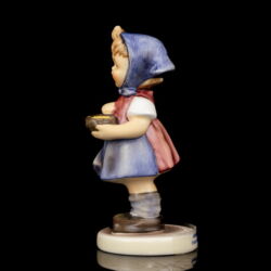 Picture 4/7 -Goebel kislány figura baromfi etetés- "From me to you"