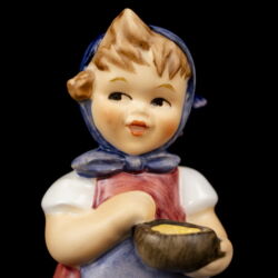 Picture 6/7 -Goebel kislány figura baromfi etetés- "From me to you"