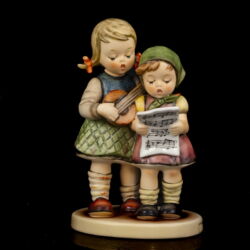 Picture 2/7 -Goebel "Close Harmony" Éneklő páros porcelán figura