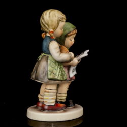 Picture 4/7 -Goebel "Close Harmony" Éneklő páros porcelán figura