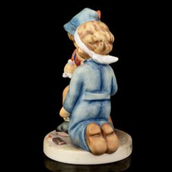 Picture 3/7 -Goebel "Little Nurse" kerámia figura 