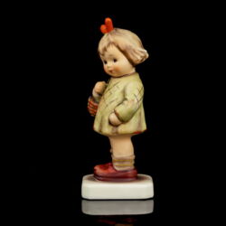 Kép 2/5 - Goebel figura: kislány karján kosárral 1987