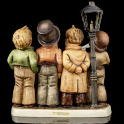 Kép 4/5 - Goebel "Harmony in four parts" A nagy négyes összhang figura csoport
