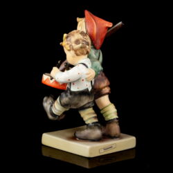 Kép 4/5 - Goebel "Volunteers" - Önkéntes páros figura