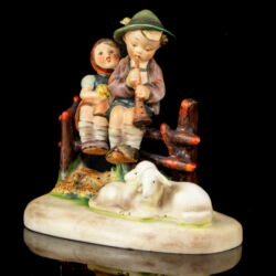 Picture 1/4 -Goebel Couple figurine "Eventide" Little Girl and Little Boy with lambs