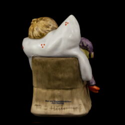 Picture 5/7 -Goebel porcelán fiú figura "Just dozing"  szunyókáló fiú figura 