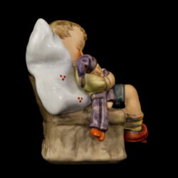 Picture 6/7 -Goebel porcelán fiú figura "Just dozing"  szunyókáló fiú figura 