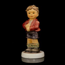 Picture 2/6 -Goebel figura "Spring gift" Ajándékozó kisfiú