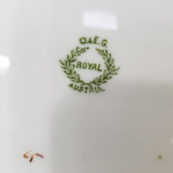 Kép 5/5 - O.& E.G .Royal (Oskar & EdgarGutherz Royal) Austria porcelán süteményes tányér 12 db