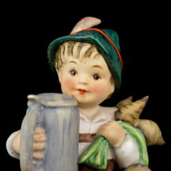 Kép 6/7 - Goebel figura "For Father"  A segítő kisfiú söröskorsóval és terménnyel a kezében