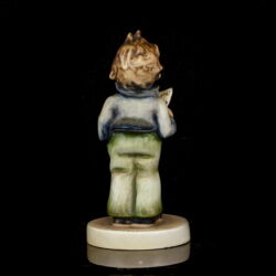 Picture 3/6 -Hummel figurine - The soloist boy with sheet music