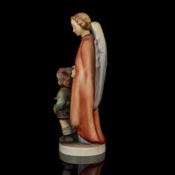 Picture 4/6 -Goebel "Heavenly protect" Guardian angel figure