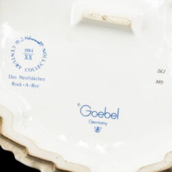Kép 7/7 - Goebel "Rock-a-bye" Csoportkép: Gyerekek a bölcső körül (1991)