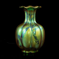 Picture 1/5 -Zsolnay Eosine-glazed "tomato" small vase