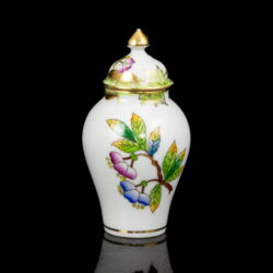 Picture 1/3 -Herendi VBO fedeles pici urnaváza