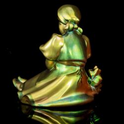 Picture 7/7 -Eozin mázas Zsolnay libát tömő lány kisplasztika