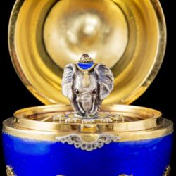 Picture 8/12 -Fabergé-style decorative egg