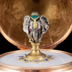 Picture 2/11 -Fabergé-style decorative egg with green luster enamel