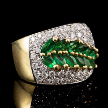 Alessandriai gyémántgyűrű smaragdokkal 