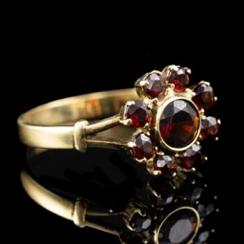 Gránátköves női gyűrű