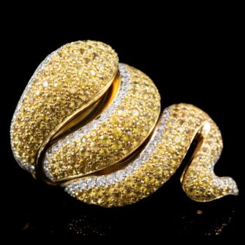 Modern olasz gyűrű sárga zafírokkal ékített kígyós gyűrűfejjel