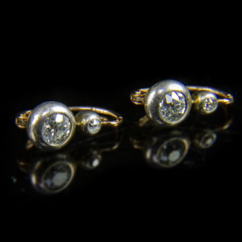 Bouton fülbevaló pár régi csiszolású gyémánt kövekkel