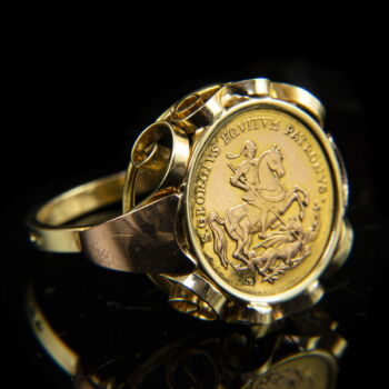 Pecsétgyűrű Sárkányölő Szent György arany érmével