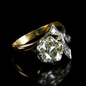 Női arany gyűrű rózsacsiszolt gyémánt kövekkel