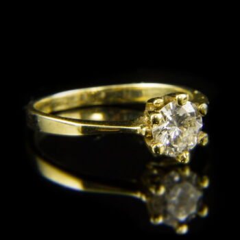14 karátos sárgaarany szoliter gyűrű briliáns csiszolású gyémánt kővel (0.81 ct)