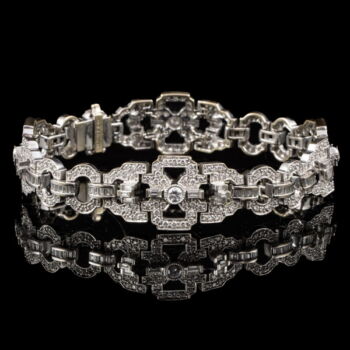 Karkötő gyémánt kövekkel