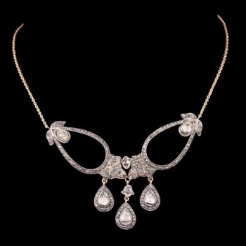 Gyémántköves nyakék