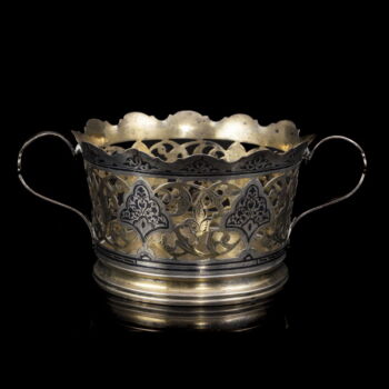 Ezüst füles kínáló niellós díszítéssel