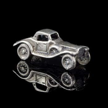 Mini ezüst oldtimer kisautó
