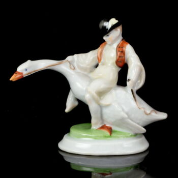 Herendi Ludas Matyi porcelán figura