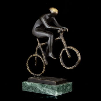 A. Gory jelzéssel kortárs bronz szobor: Kerékpáron