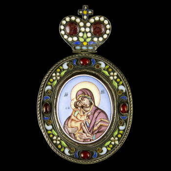 Rekeszzománcozott ezüst mellkereszt Mária medalionnal