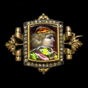 Golden brooch with a portrait and diamonds