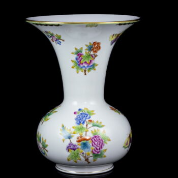 Herend (VBO) Victoria-patterned large vase