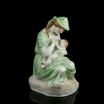 Herendi porcelán figura: Anya gyermekével