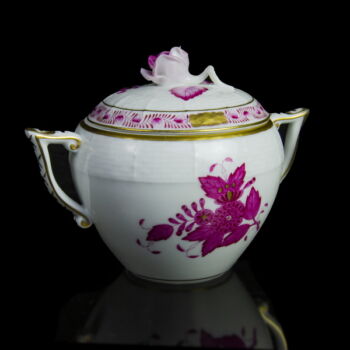 Herend pink Apponyi-pattern sugar bowl with lid and handle