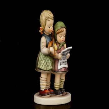 Goebel "Close Harmony" Éneklő páros porcelán figura