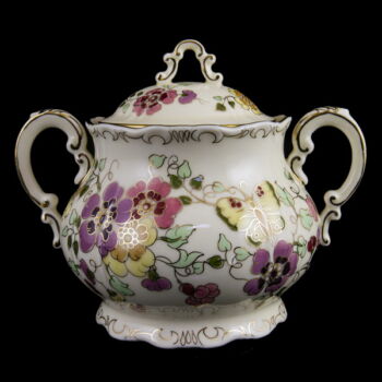 Zsolnay butterfly-patterned sugar bowl with lid (for tea set)