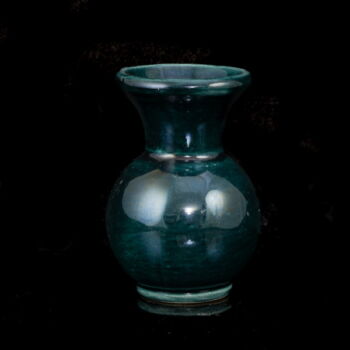 Zsolnay alapmázas kisváza