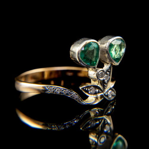 Szecessziós fazonú smaragd köves női gyűrű