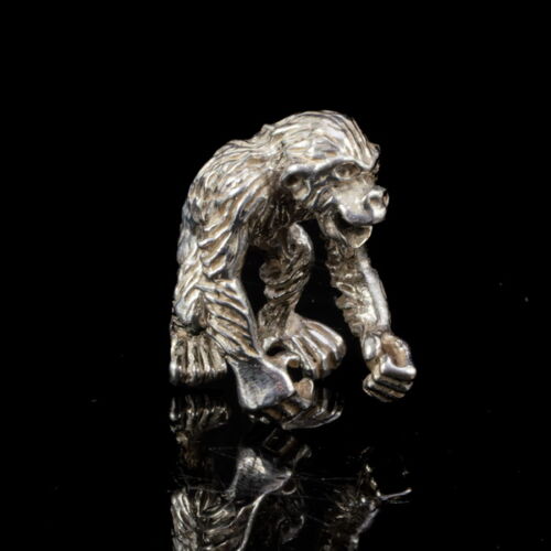 Mini ezüst csimpánz figura