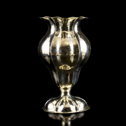 Olasz ezüst trébelt talpas váza