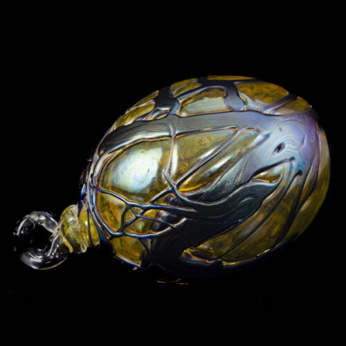 Jónás Bálint Glass egg pendant
